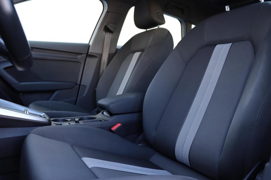 Audi A3 sportback 40 tfsi e edition 204pk s tronic
