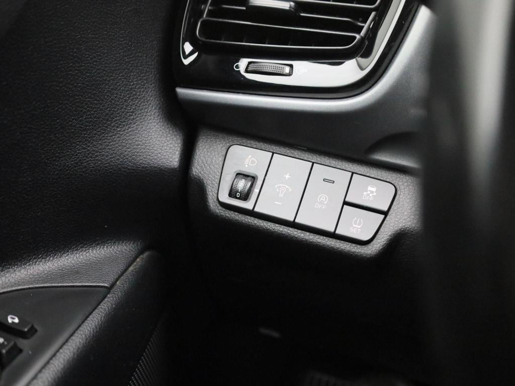 Kia Stonic 1.0 t-gdi mhev dynamicline | apple carplay / android auto | navi