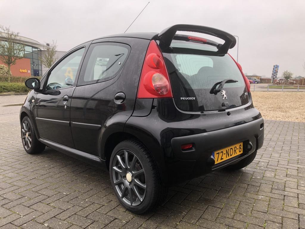 Peugeot 107 1.0-12v urban move 1e eigenaar