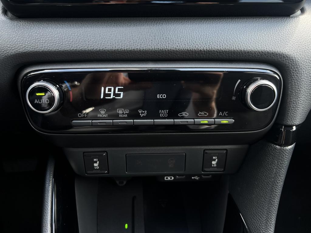 Toyota Yaris 1.5 hyb. 115 dynam | comfort pack |