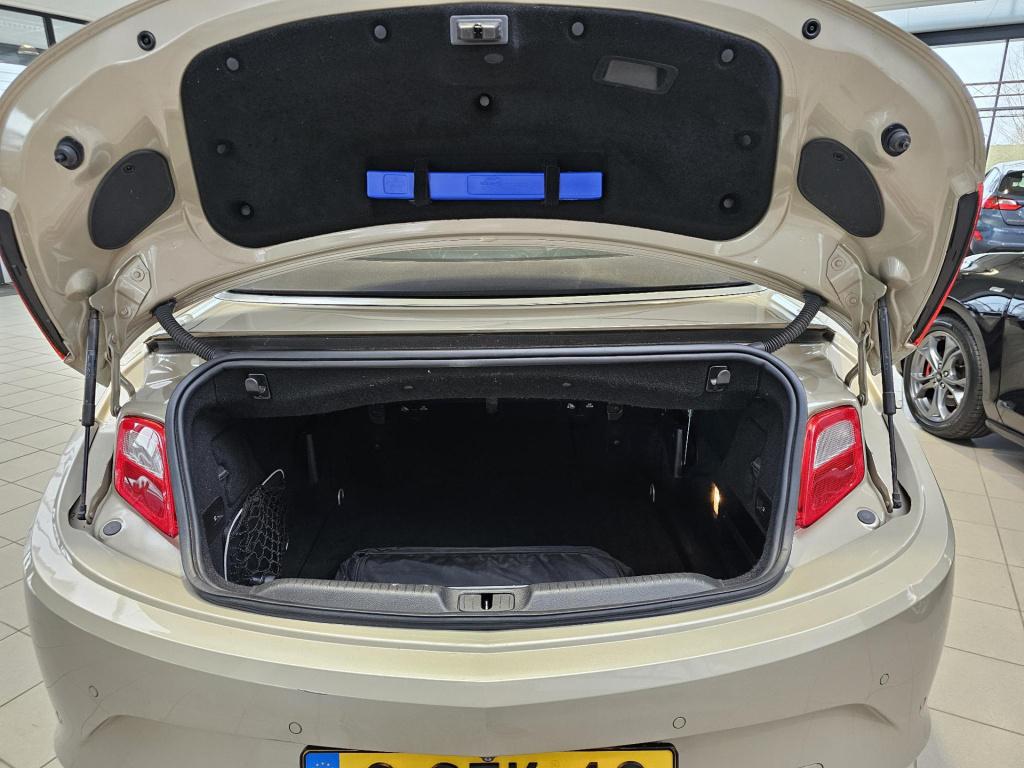 Opel Cascada 1.6 turbo cosmo