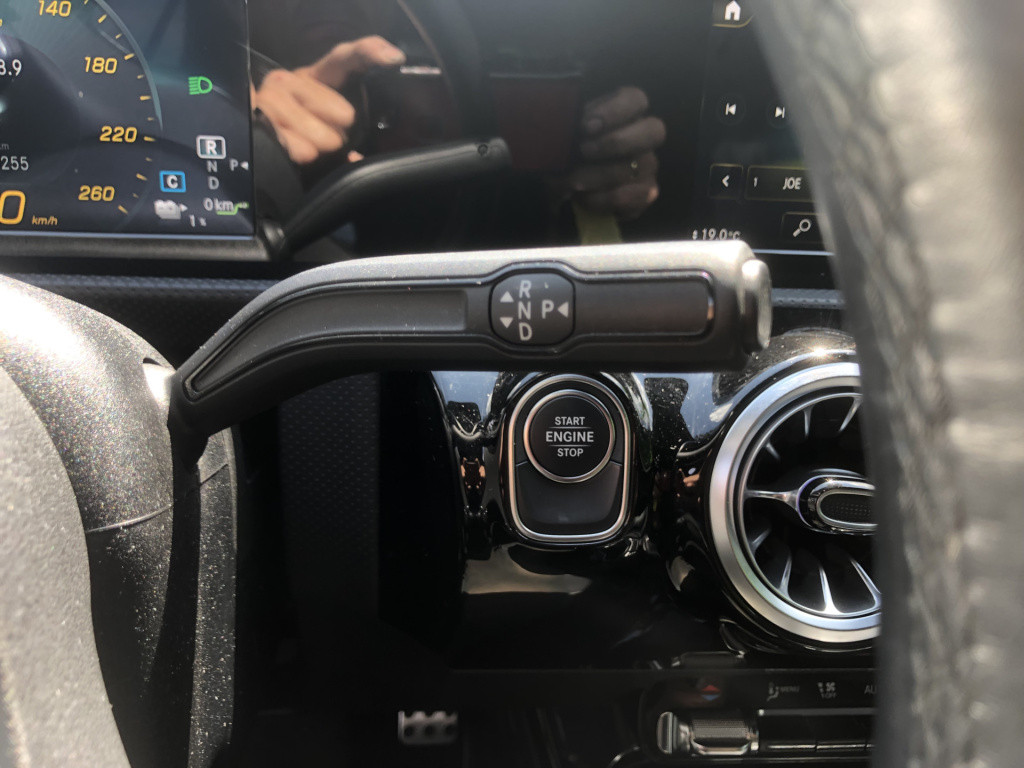 Mercedes-Benz A-Klasse 250 e business solution amg limited