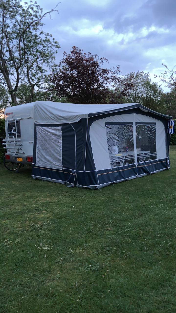 Dethleffs Family caravan (2000)