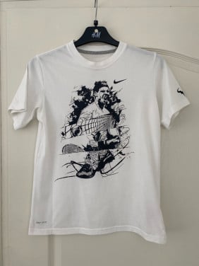 Nike shirt