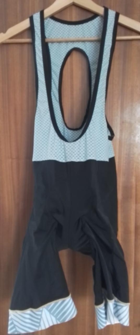 Diverse Katusha dames wielren kleding, nog enkele stuks beschikbaar.