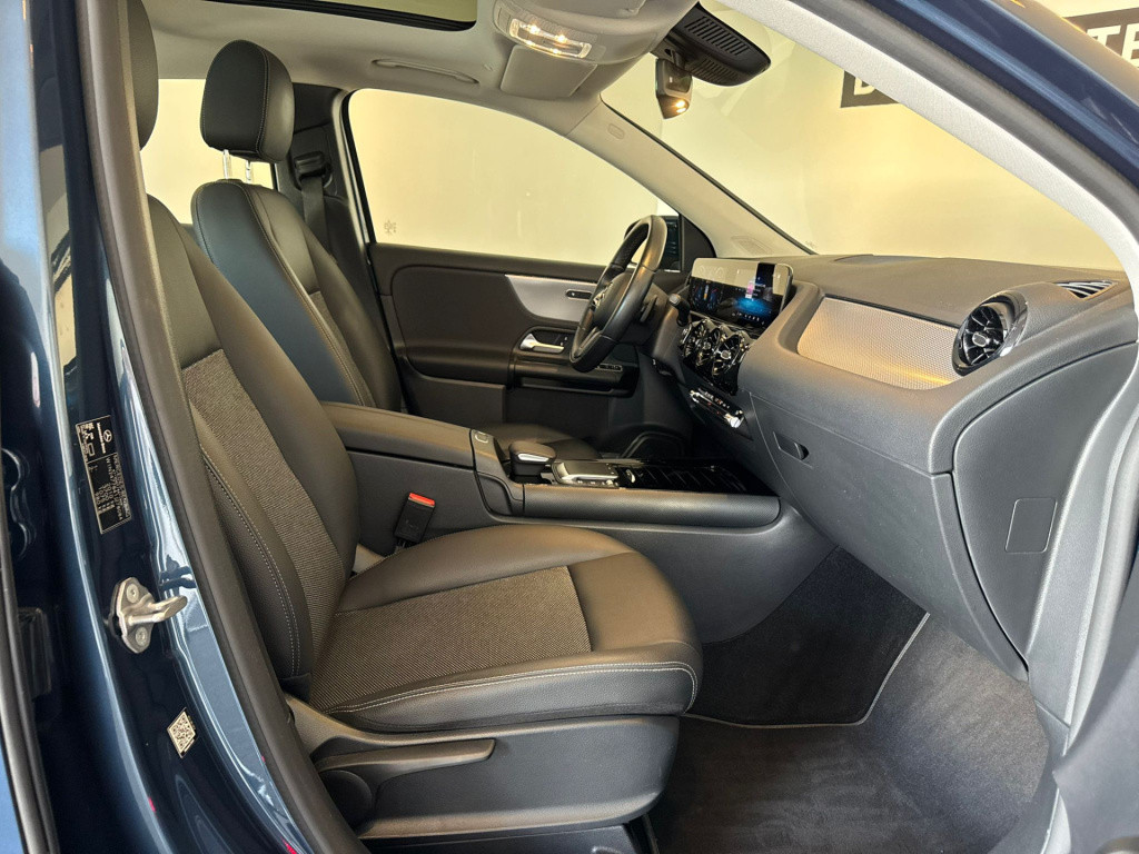 Mercedes-Benz Gla-klasse 180 business solution