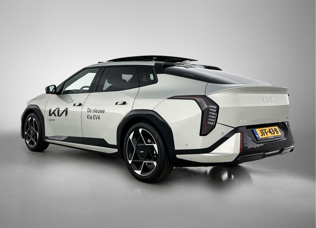 Kia Ev4 gt-plusline 81.4 kwh | 10 jaar garantie | panoramadak | leder | veh