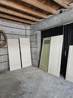 Binnendeuren uit jaren 50 woning