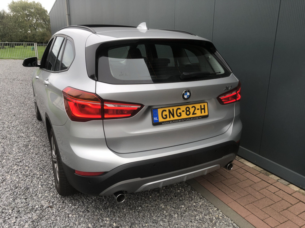 BMW X1 s-drive 2.0i automaat high executive