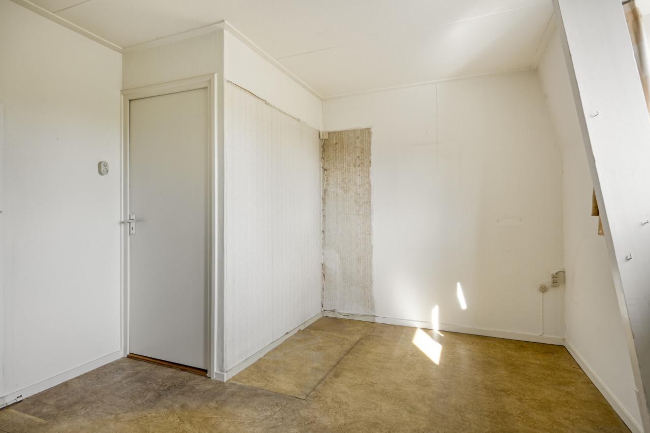 Halfvrijstaande kluswoning bij centrum Goes