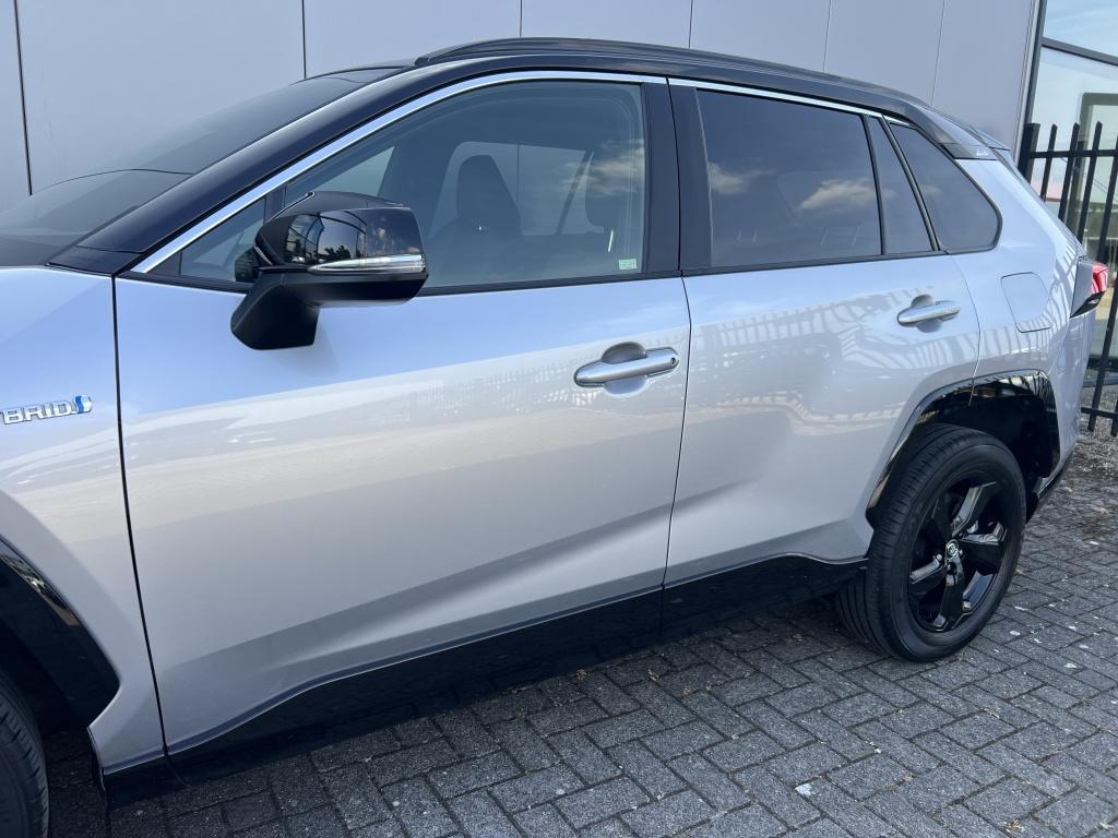 Toyota Rav4 2.5 hybrid awd bi-t. | trekhaak 1650kg | stuurverwarming |