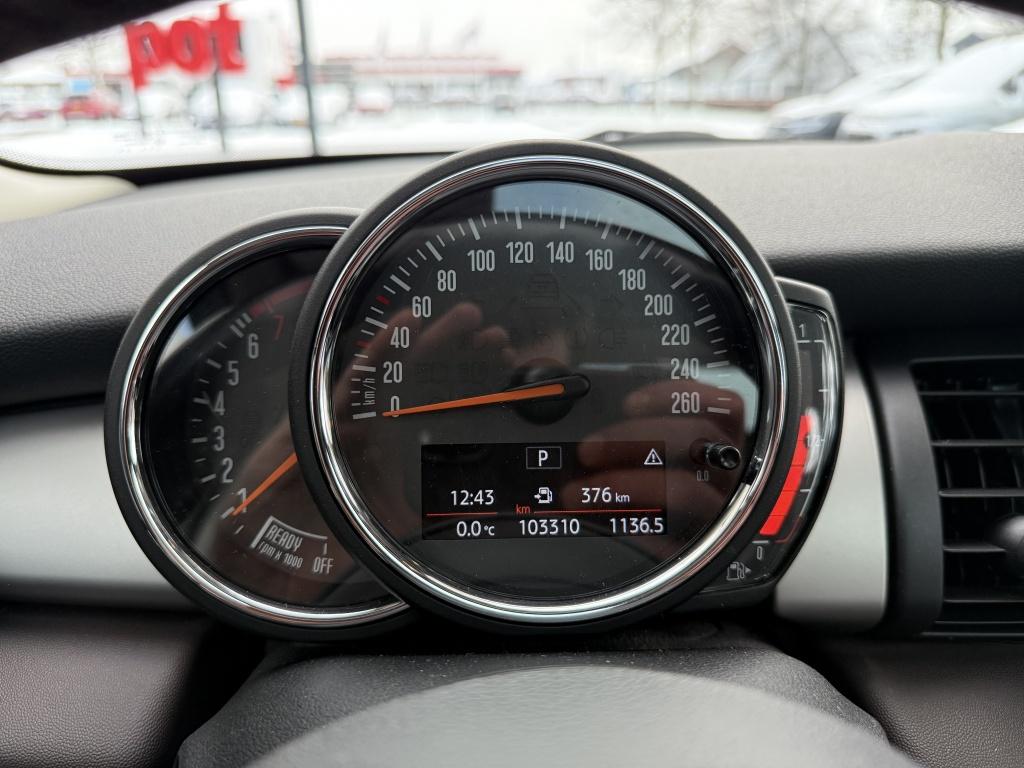 Mini 5-deurs mini 2.0 coop.s chili // goed uitgerust // dealer onderhouden 