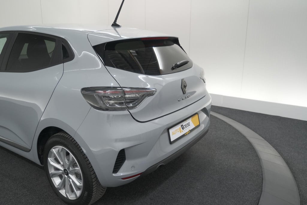 Renault Clio tce 90 evolution | camera | navigatie | apple carplay | parkee