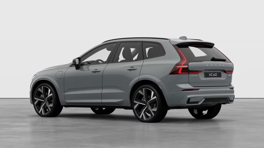 Volvo XC60 t6 awd gt ultra dark