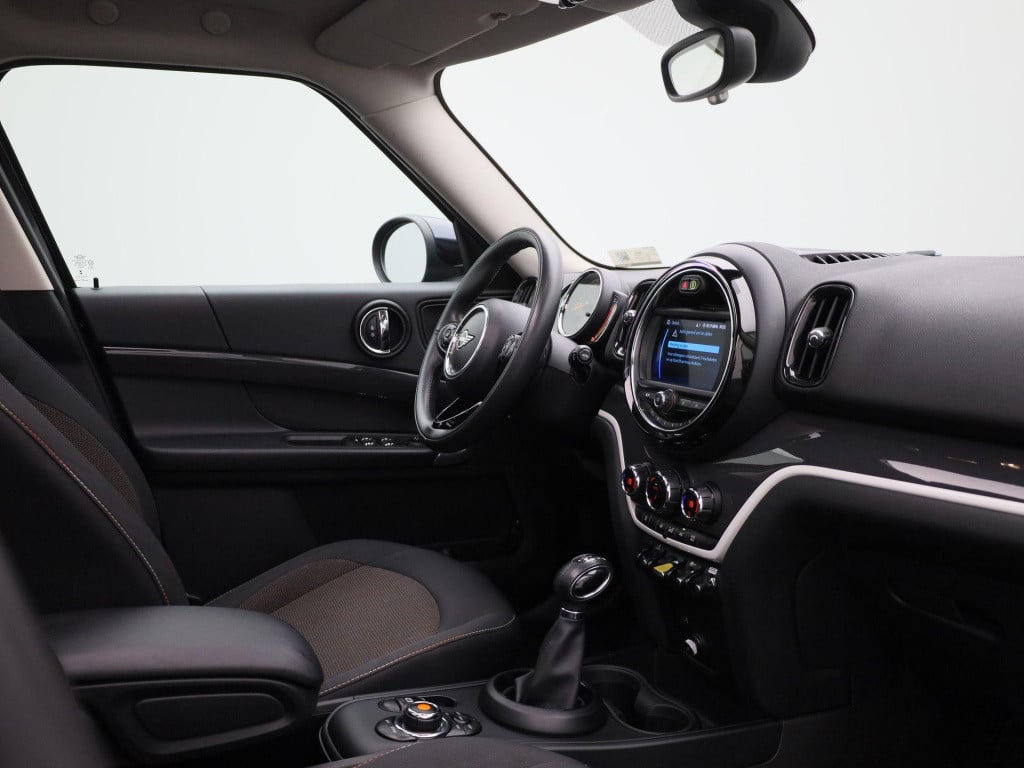 Mini Countryman 1.5 cooper all4 pepper | automaat | navigatie | panoramadak