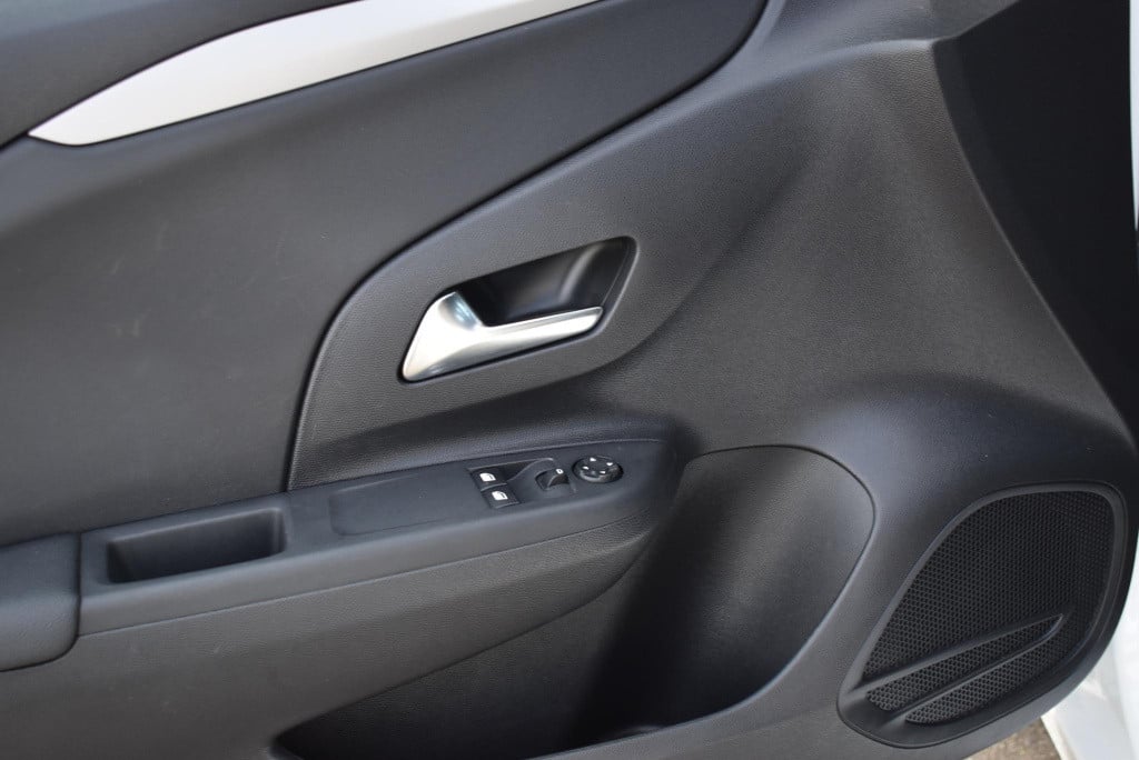 Opel Corsa 1.2 edition 75pk | airco | lmv | apple carplay/android auto | cr
