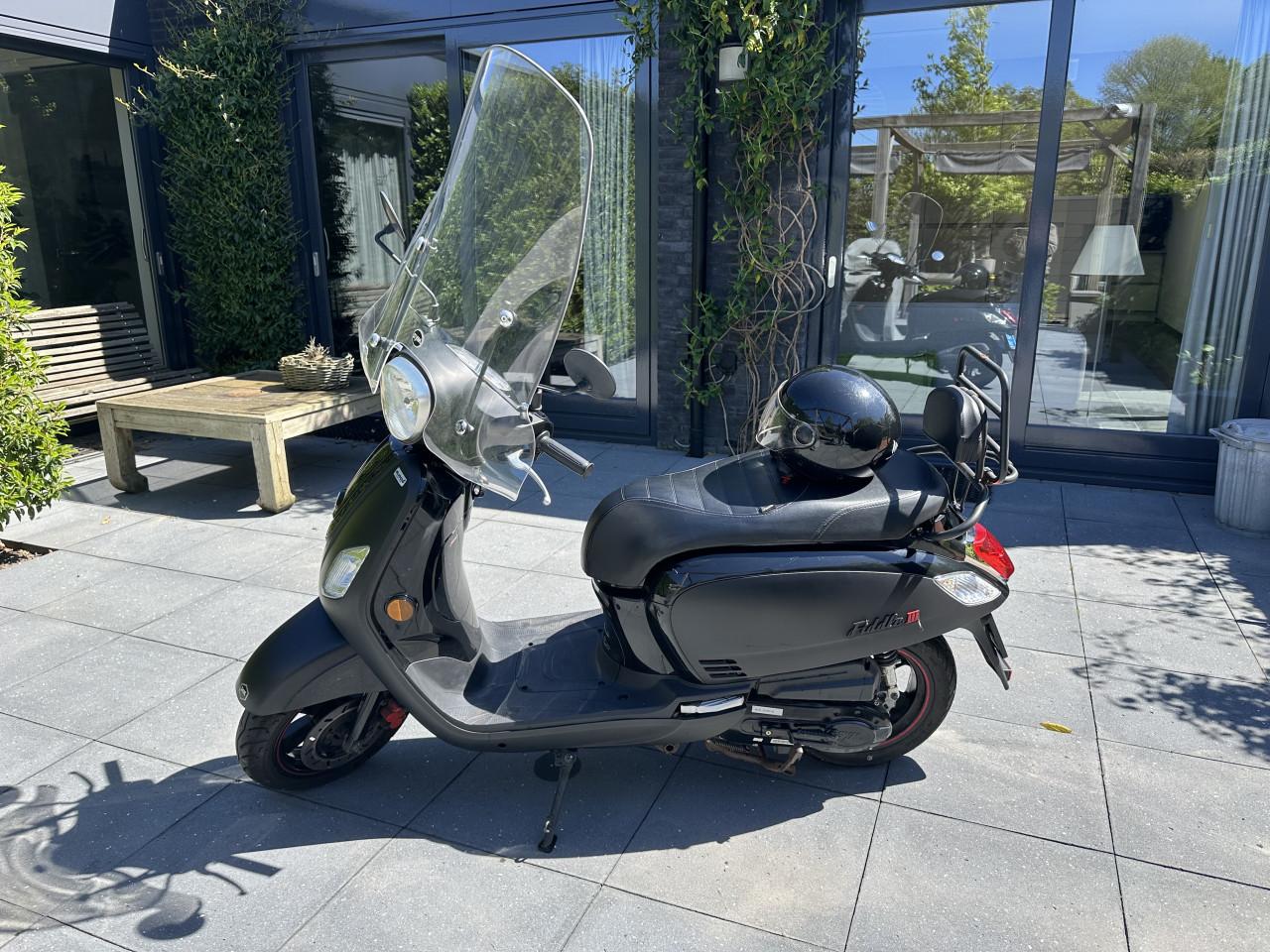 SYM Fiddle III mat zwart 25 km/h 2020