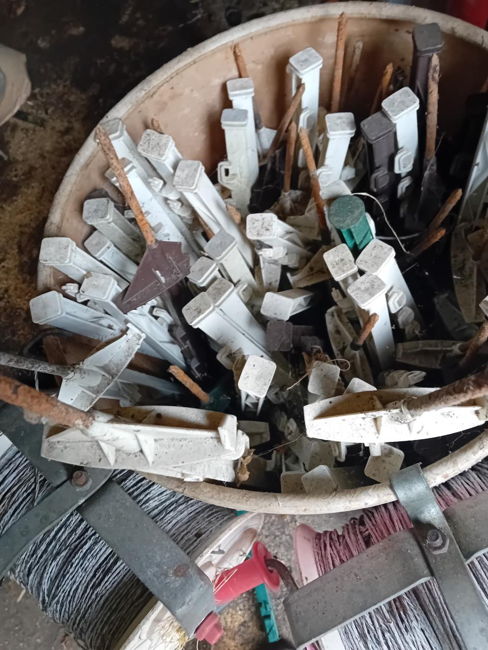 Schrikdraad palen en draad voor schapen