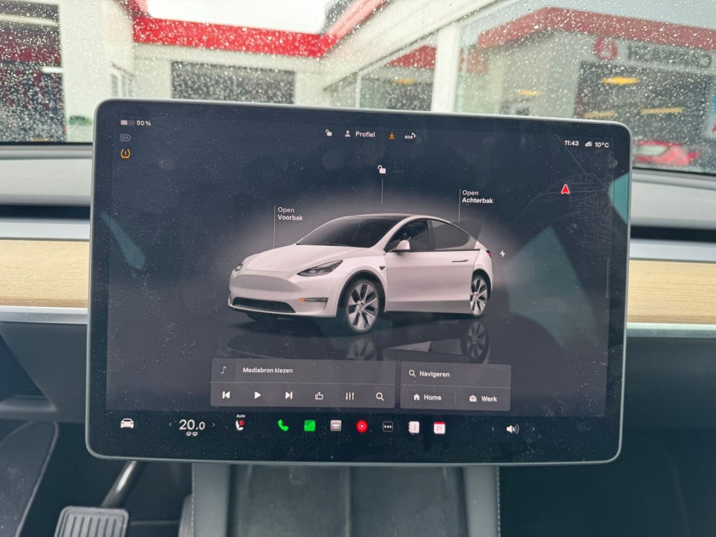 Tesla Model Y long range awd 75 kwh