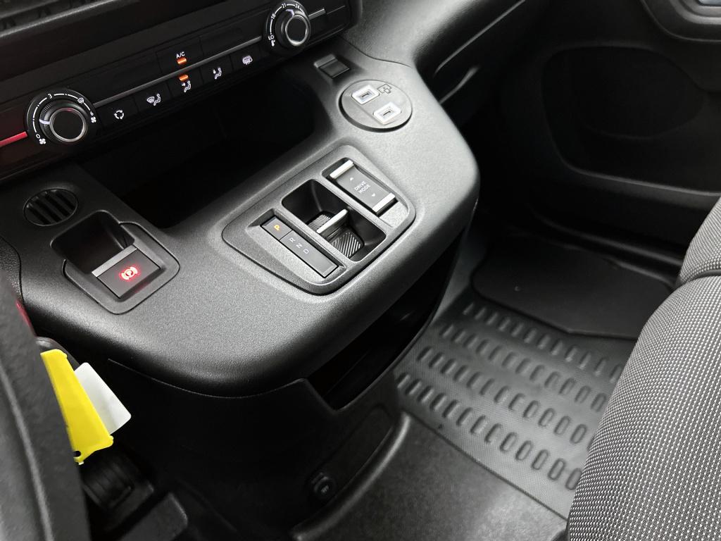 Citroen Ë-berlingo 136 lengte 1 50 kwh | rijklaar | 3 zitplaatsen | navigat