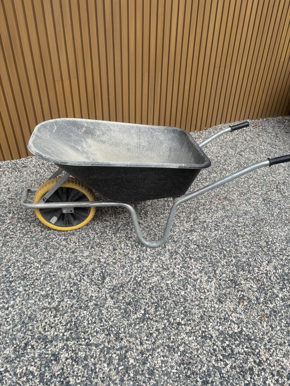 Kruiwagen met anti-lekband