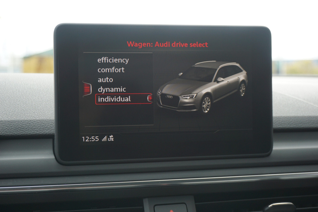 Audi A4 avant 2.0 tdi sport lease edition climate / navi / cruise / parkeer