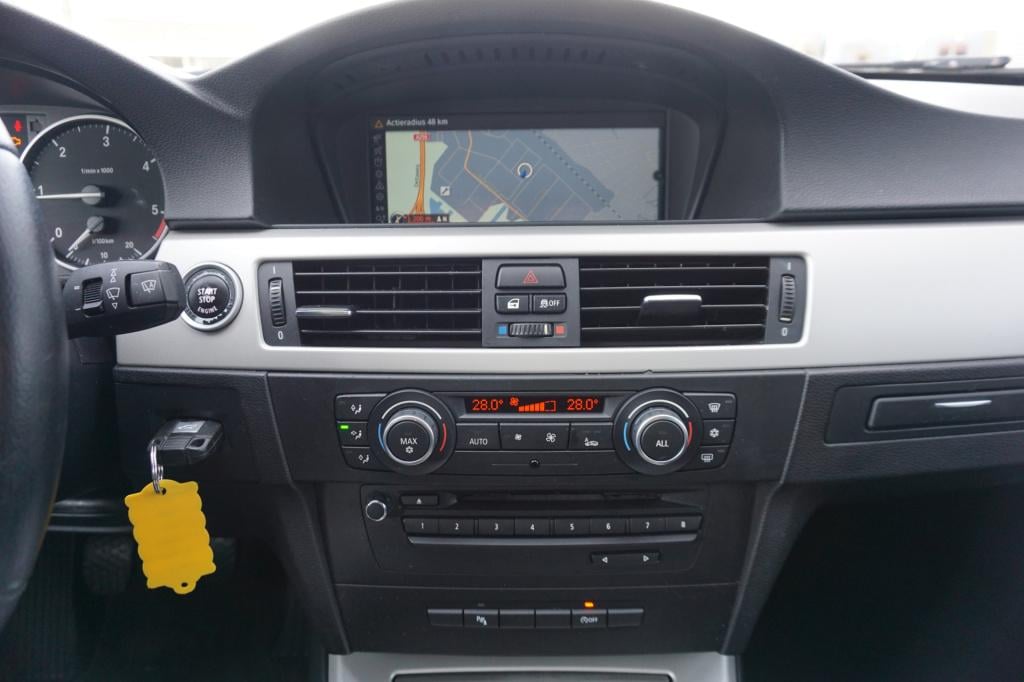 BMW 3-serie touring 320d efficient dynamics edition luxury line airco / nav