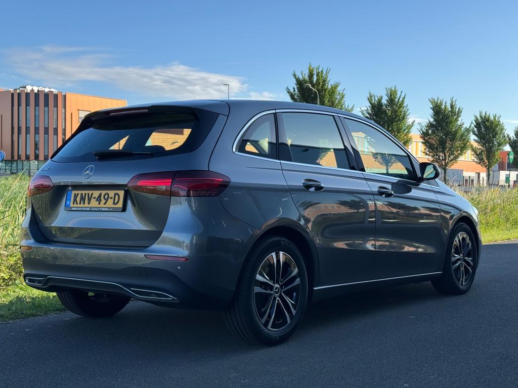 Mercedes-Benz B-Klasse 180 progressive line advanced automaat , winterpaket