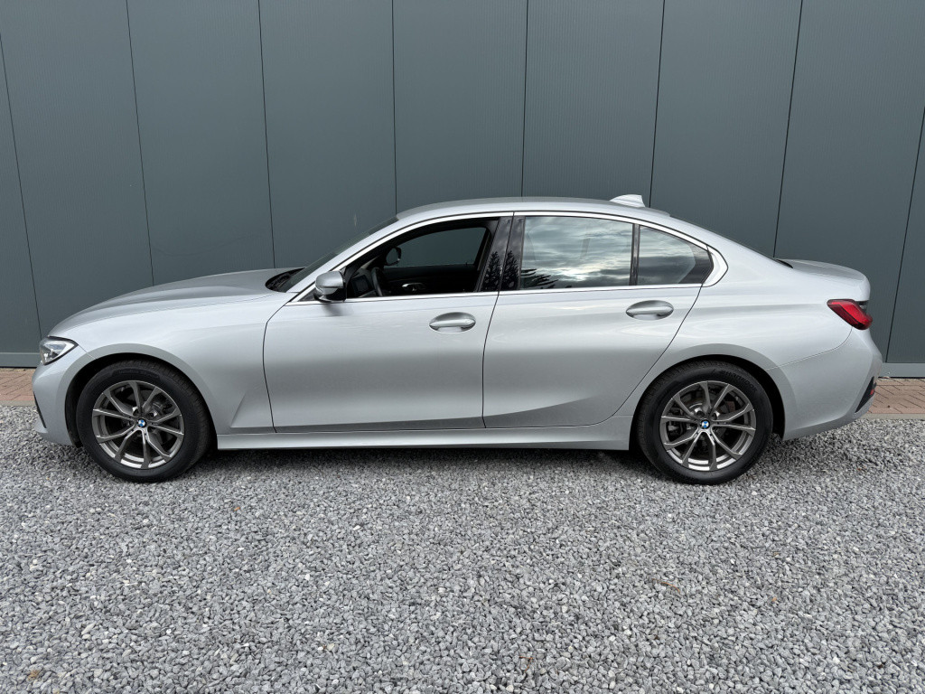 BMW 3-serie 320i automaat high executive sedan