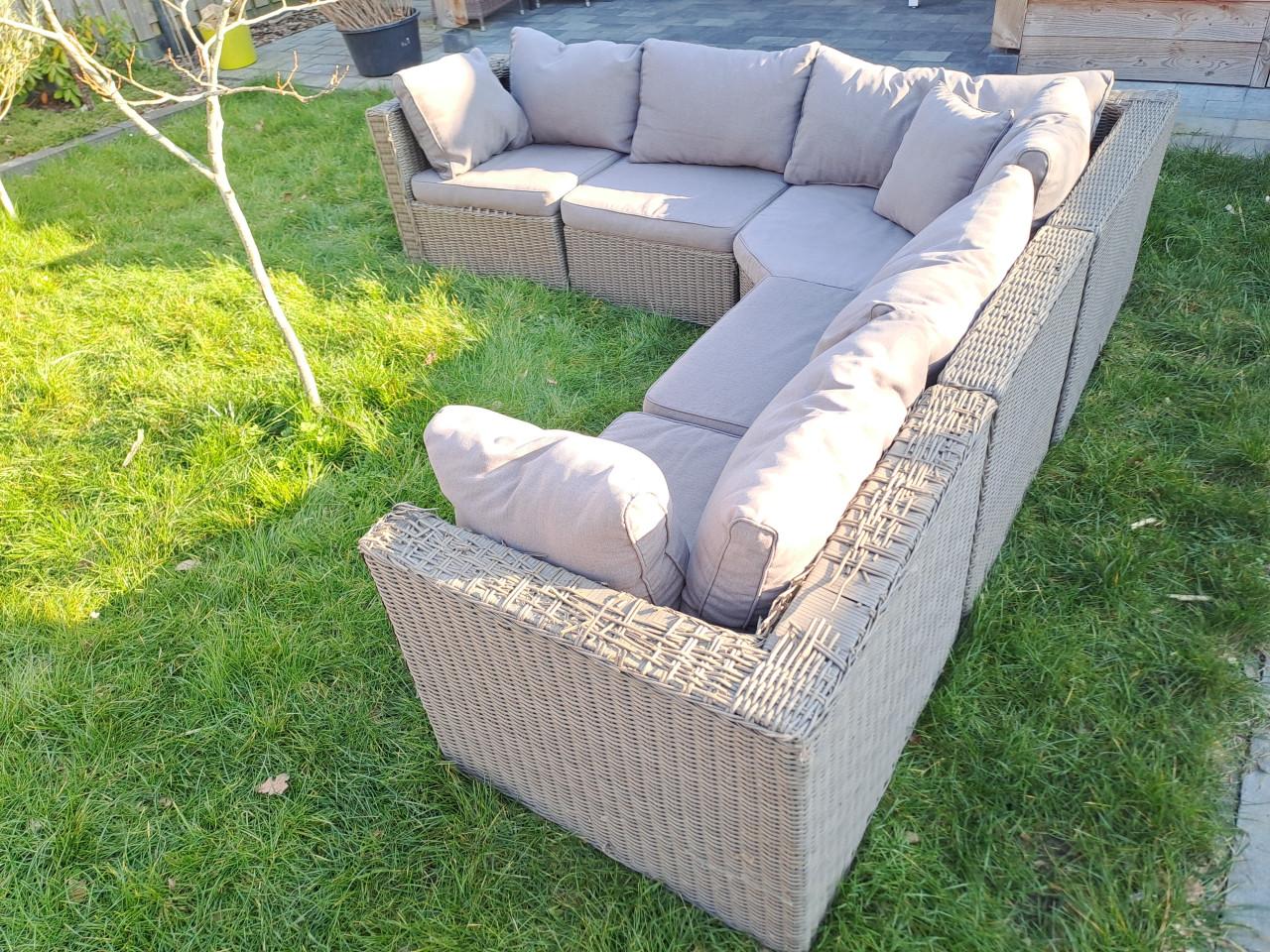 Gratis afhalen modulair lounge set.