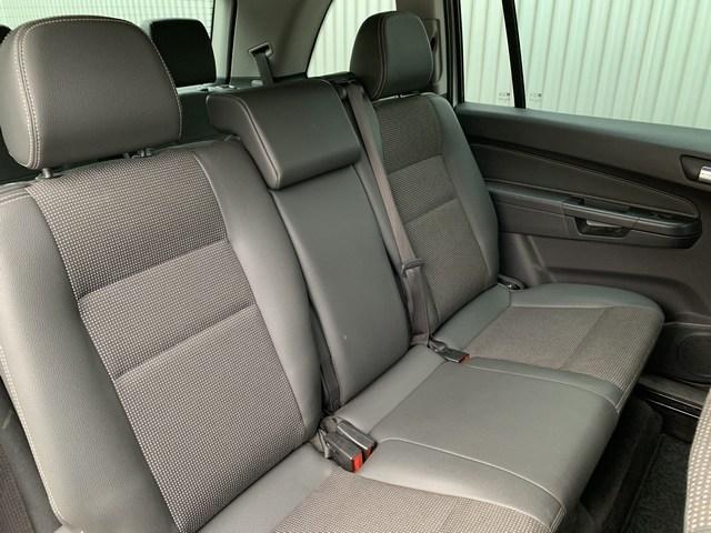 Opel Zafira 1.8 cosmo navi | pdc | cruise | climate control | trekhaak etc.