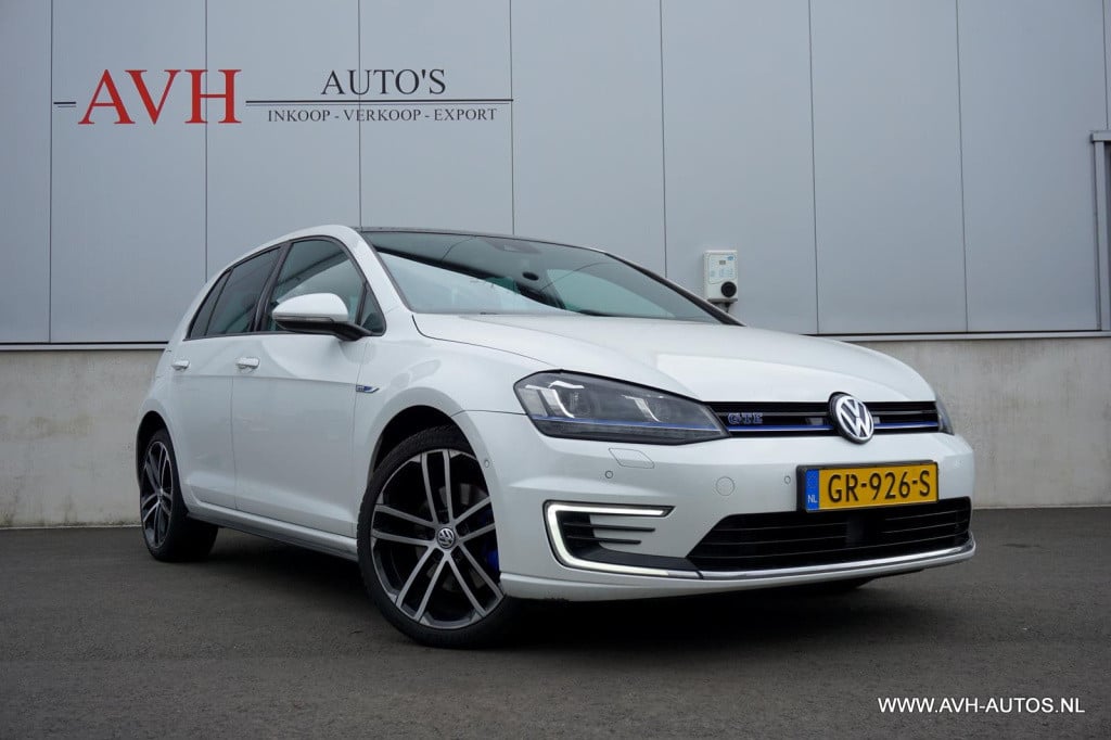 Volkswagen Golf 1.4 tsi gte, panoramadak!!