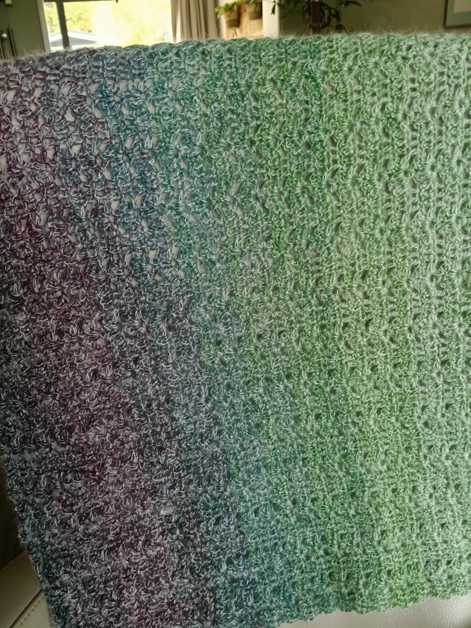 Asymmetrische sjaal, echt handwerk