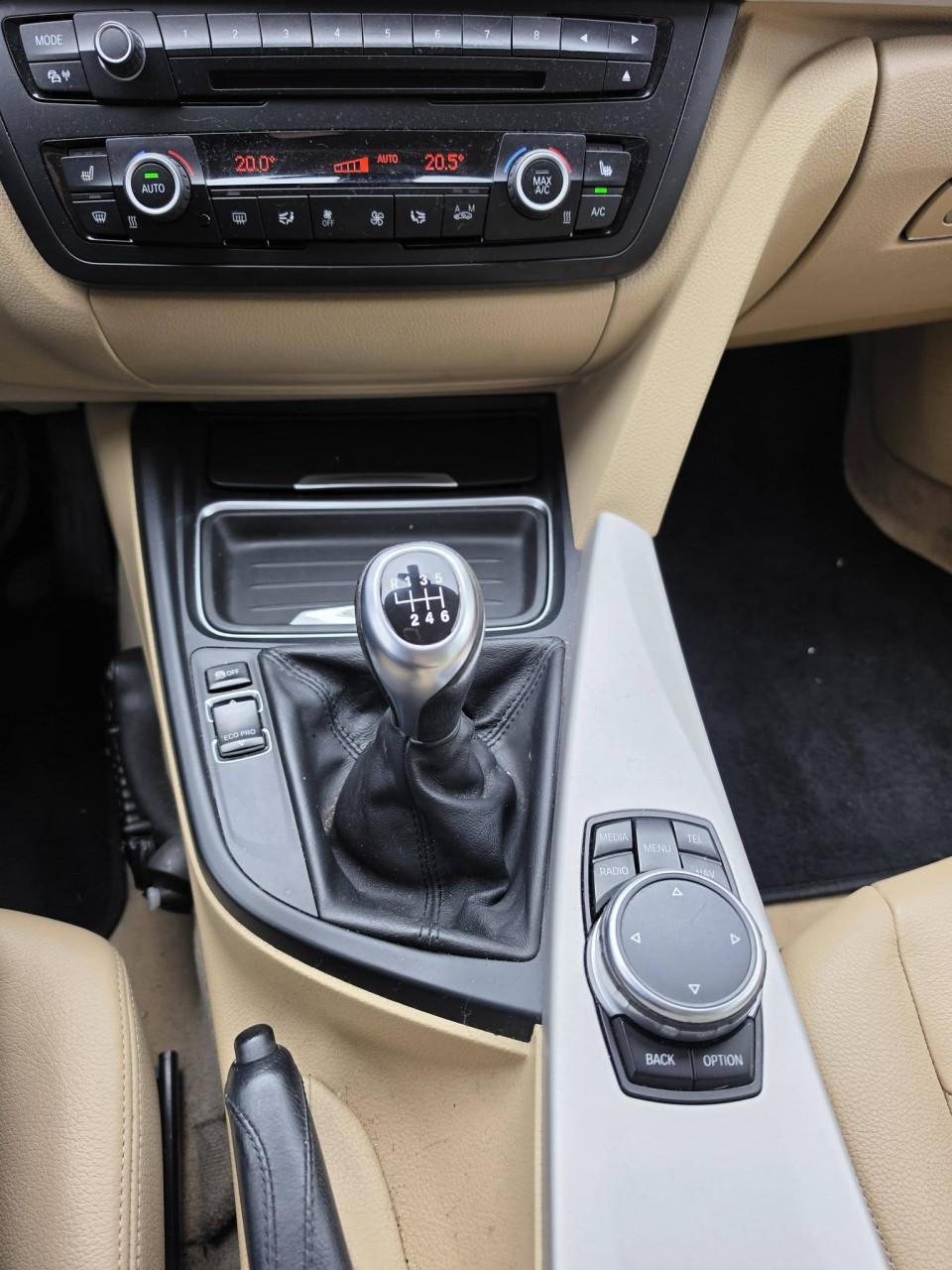 BMW 320i F30 • Leder • Cruise • 2013
