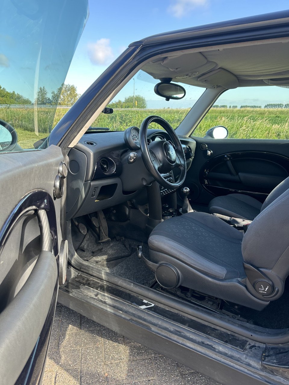 Mini 1.6 16v one 2006 zwart