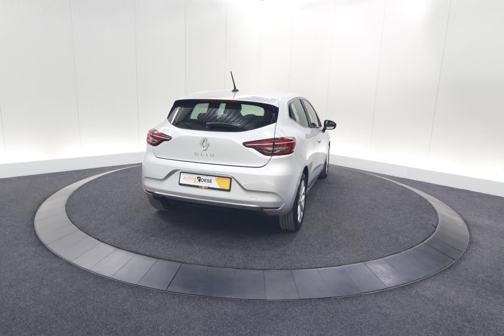 Renault Clio tce 100 intens | parkeersensoren | apple carplay | climate con