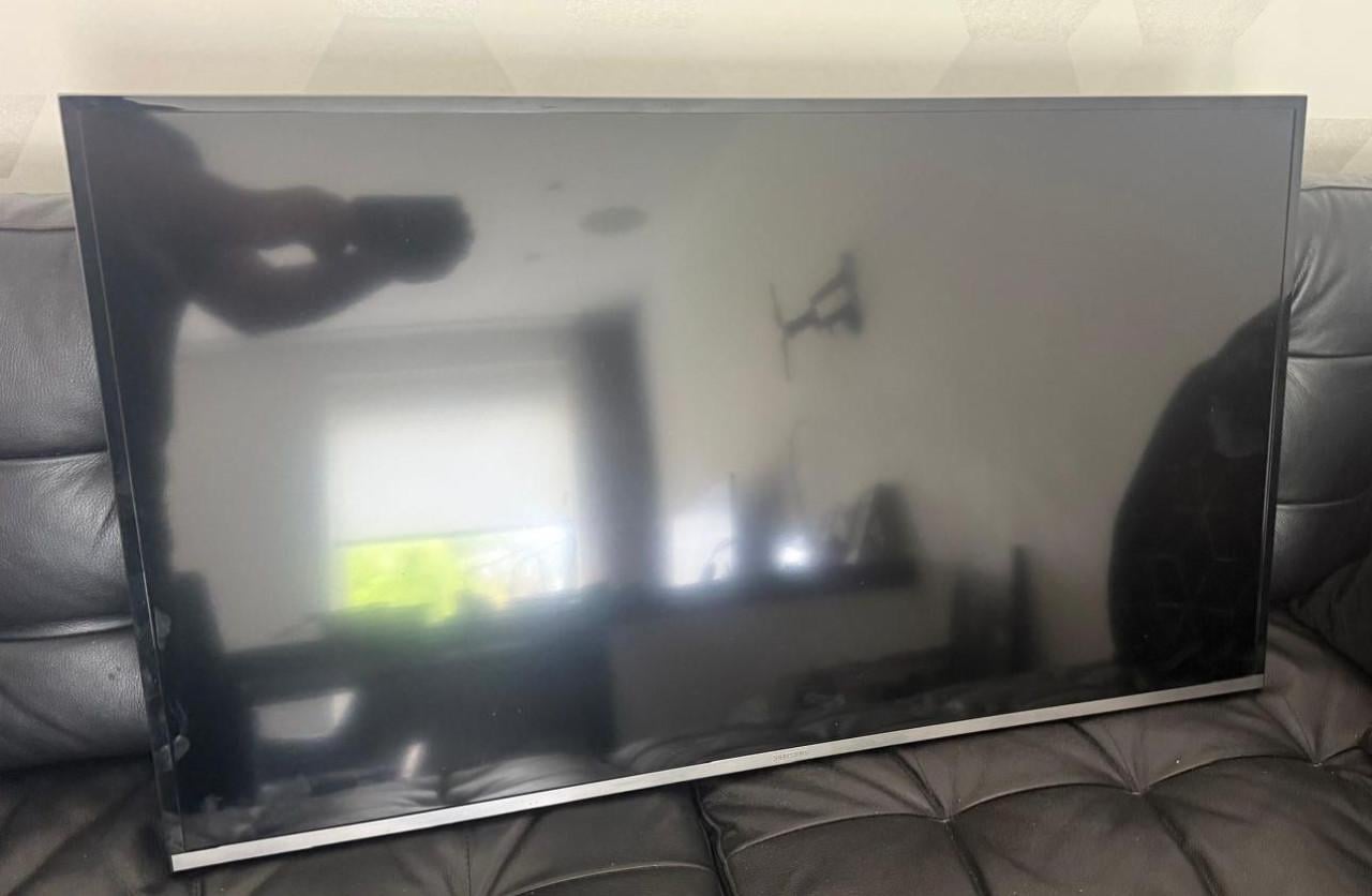 Samsung Smart TV 40" UE40KU6470