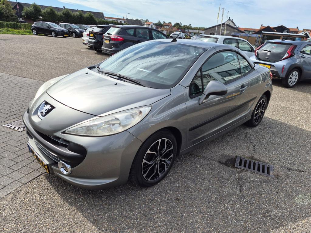 Peugeot 207 cc 1.6 vti première