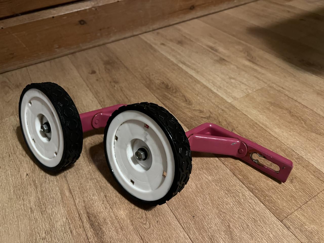 Zijwieltjes paars