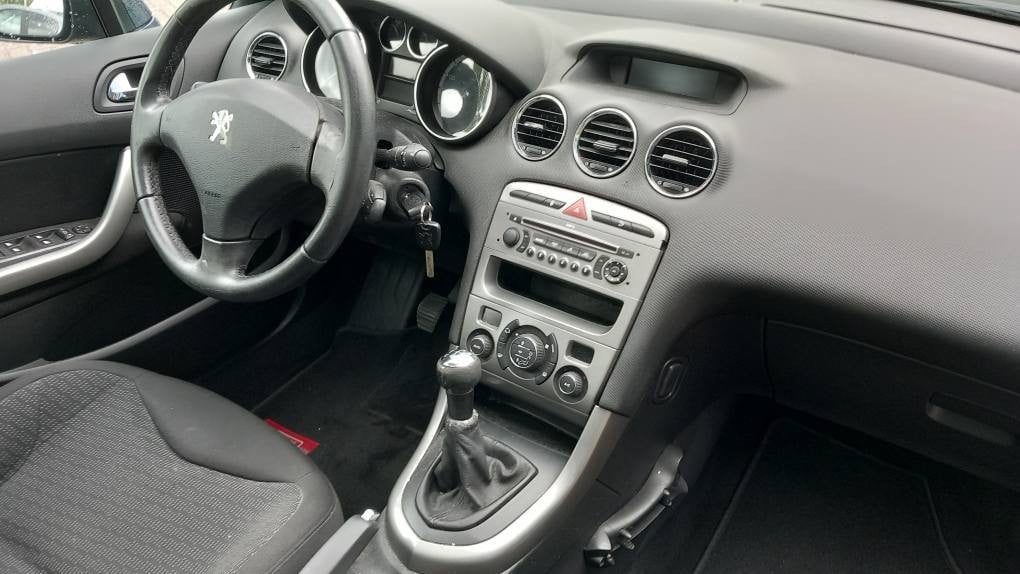 Peugeot 308 1.6 vti XS station bj:2008 airco panoramadak apk 2026