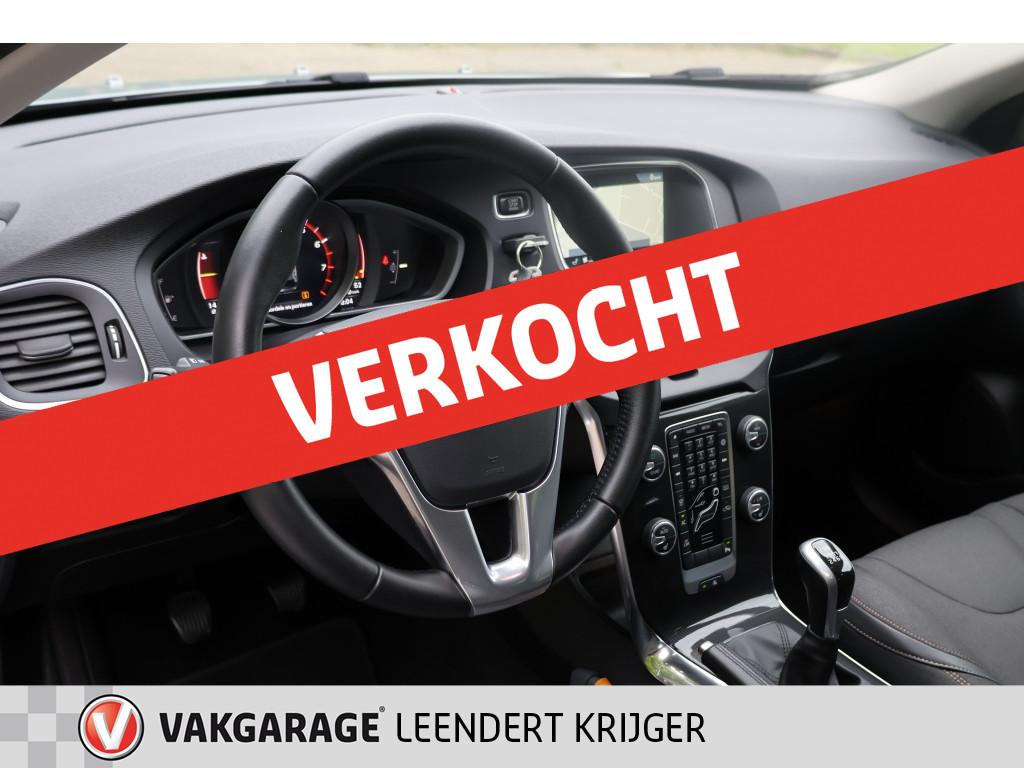 Volvo V40 cross country 2.0 t3 momentum|trekhaak|volledig rijklaar|12 maand