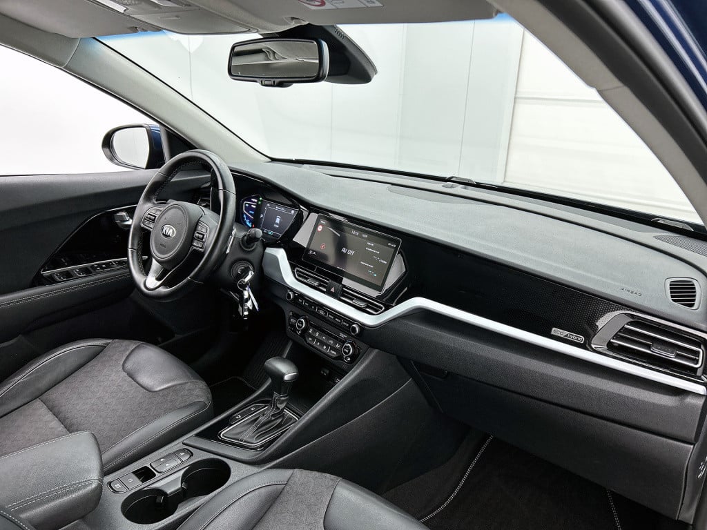 Kia Niro 1.6 gdi hybrid dynamicline stoel/stuurwielverwarming | navigatie |