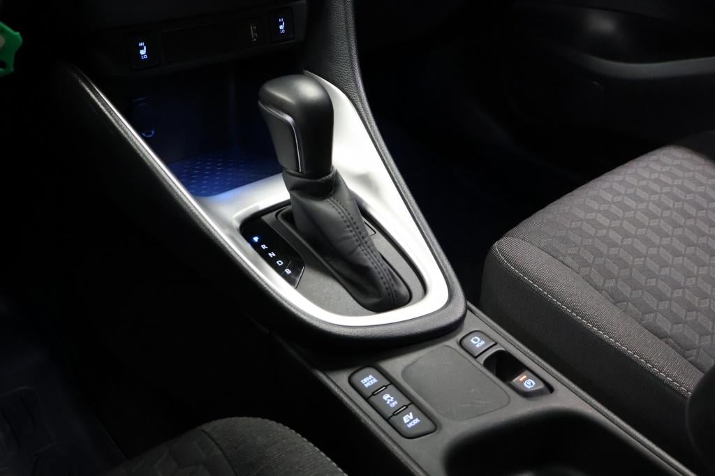 Toyota Yaris 1.5 hybrid dynamic