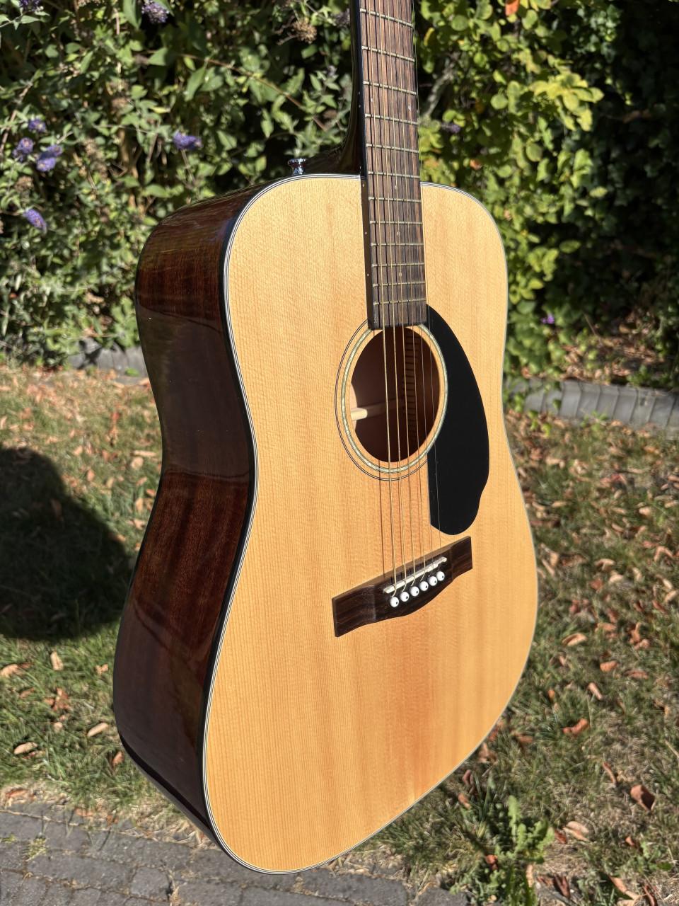 Gitaar (Fender CD-60S natural)