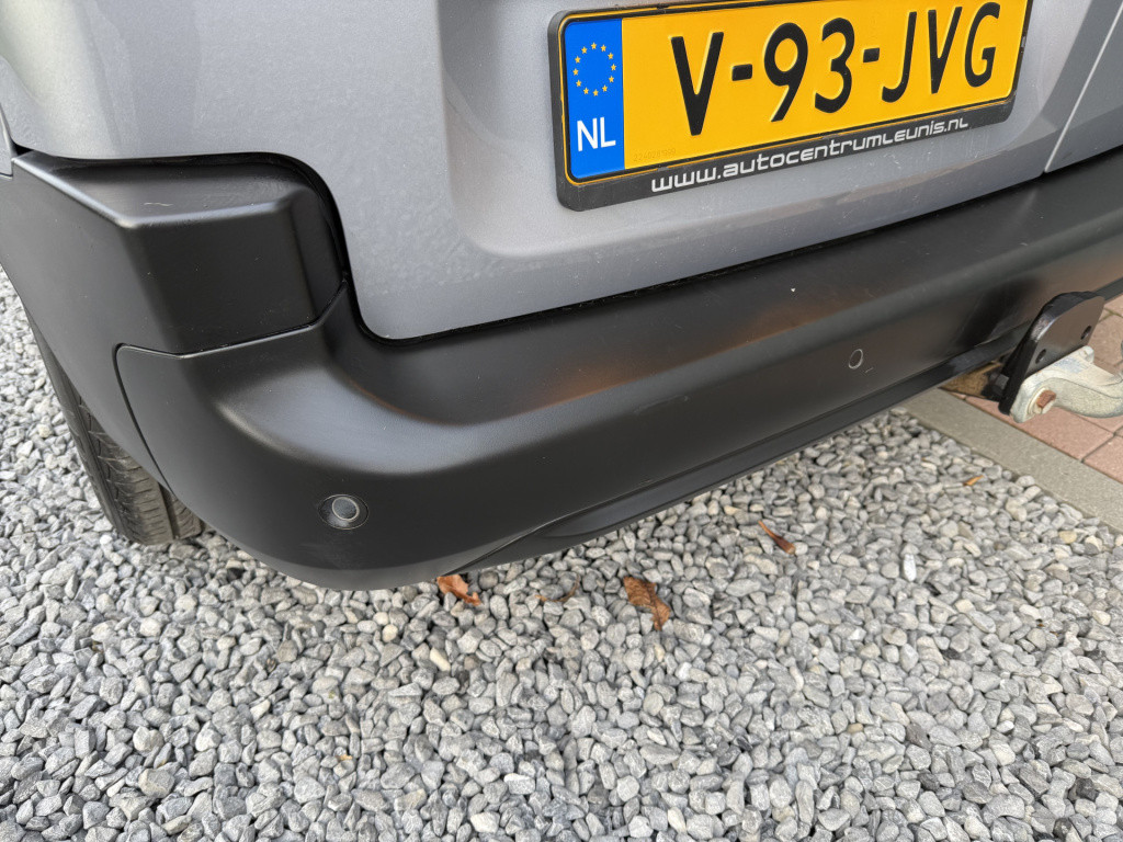 Citroen Berlingo 1.6 bluehdi 100pk driver bestelauto 3-zitter