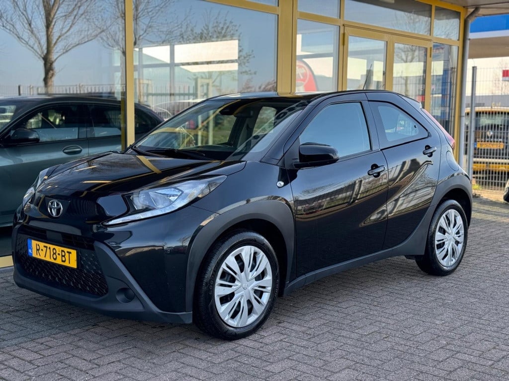 Toyota Aygo x 1.0 vvt-i mt play