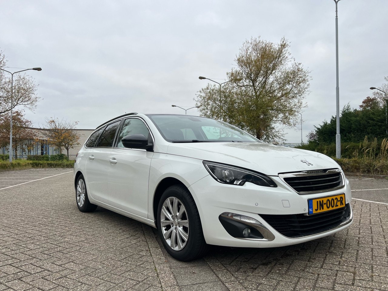 Peugeot 308 1.2 Allure | Apk | Nap | Airco | Navi | Pano | Vol Optie’s