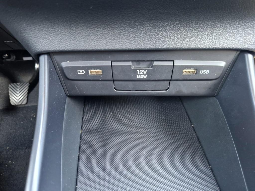 Hyundai I 20 1.0 t-gdi comfort | 1e eigenaar | camera | airco | lane assist