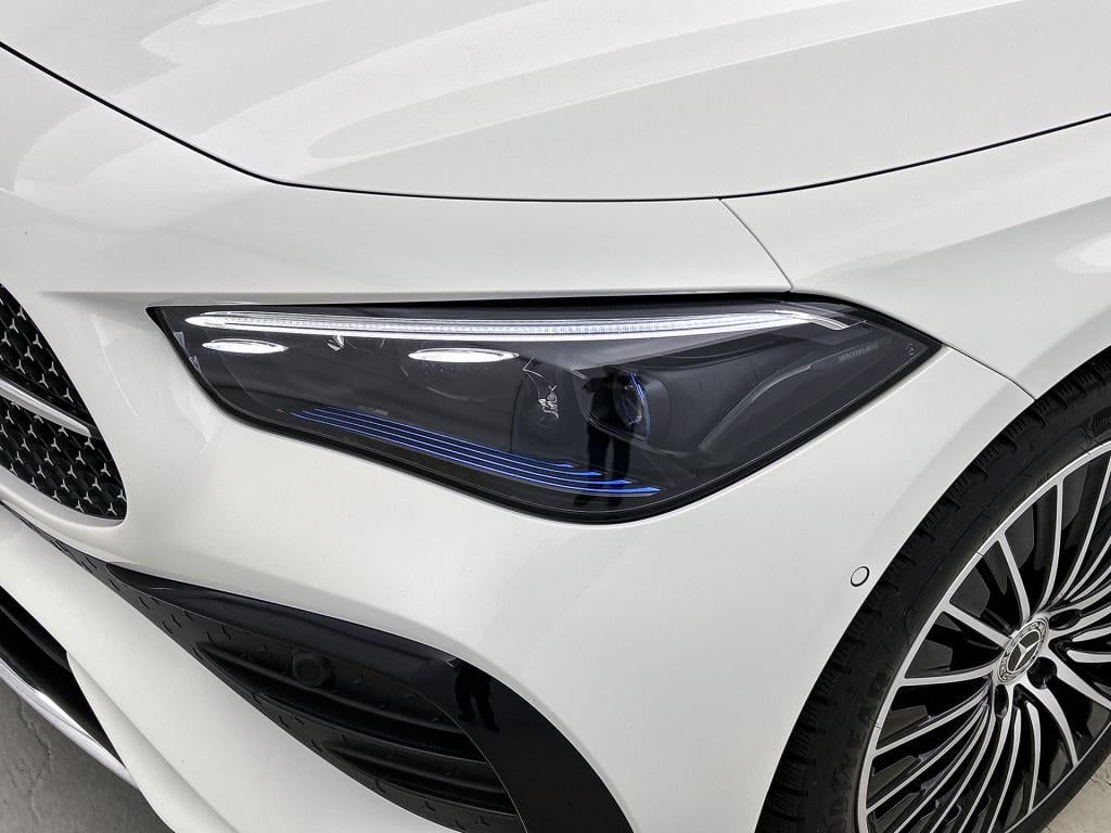 Mercedes-Benz Cle coupé 300 e amg plug-in hybride trekhaak | digital licht 