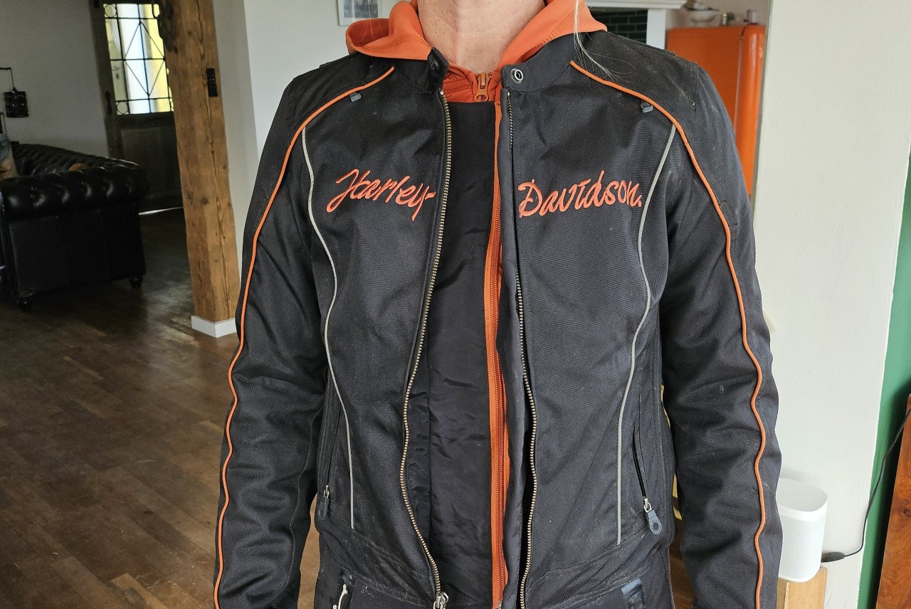 Motorjas  en handschoenen dames Harley Davidson